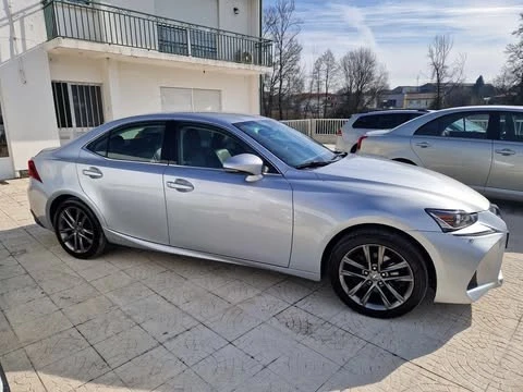 Lexus IS 300H Executive+