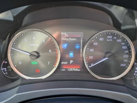 Lexus IS 300H Executive+