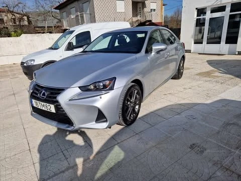 Lexus IS 300H Executive+
