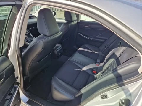 Lexus IS 300H Executive+