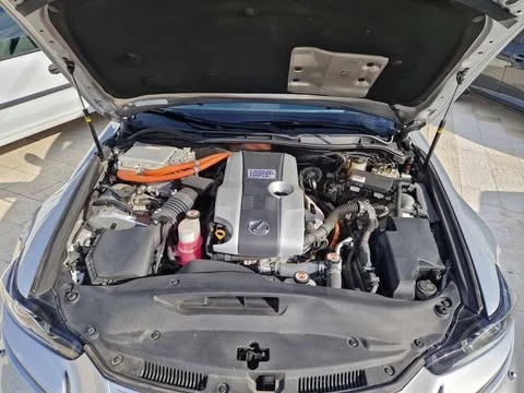 Lexus IS 300H Executive+
