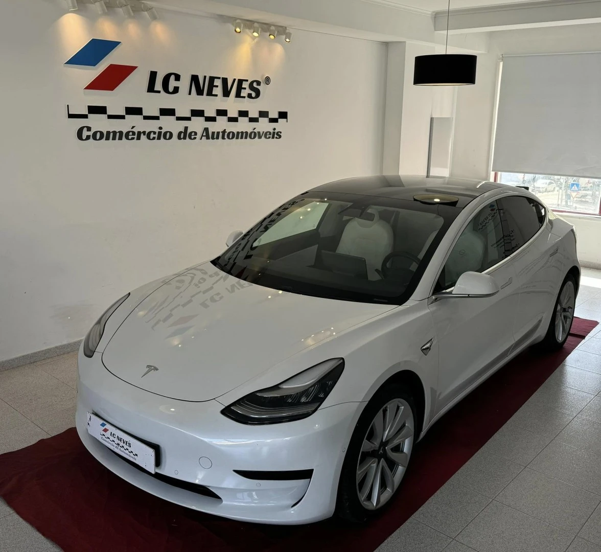 Tesla Model 3 Standard Range Plus RWD