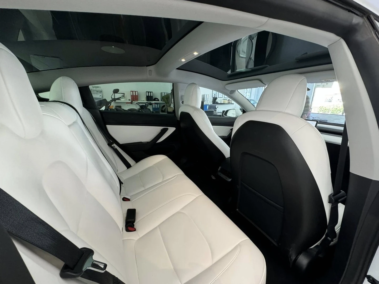 Tesla Model 3 Standard Range Plus RWD