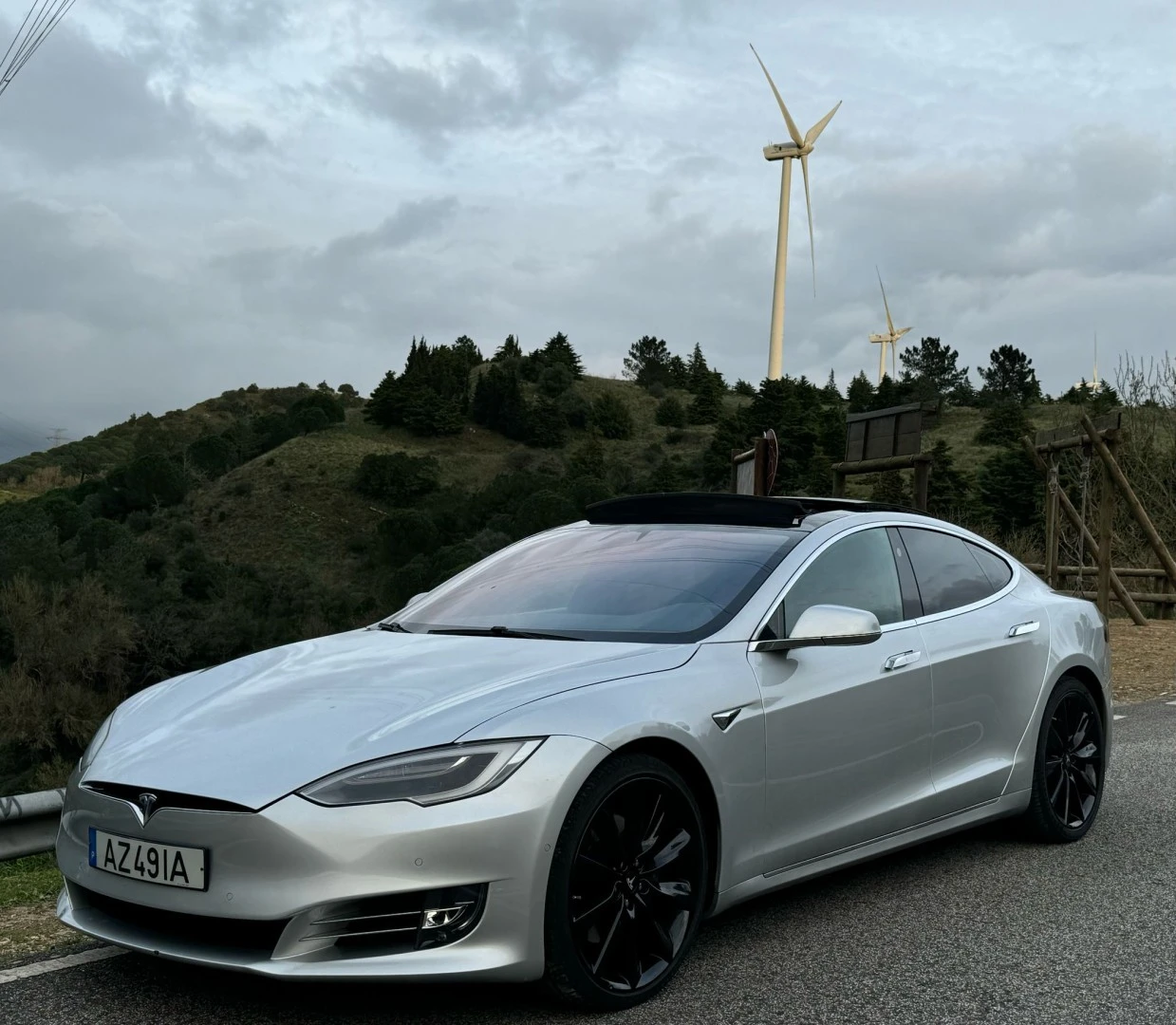 Tesla Model S 75D