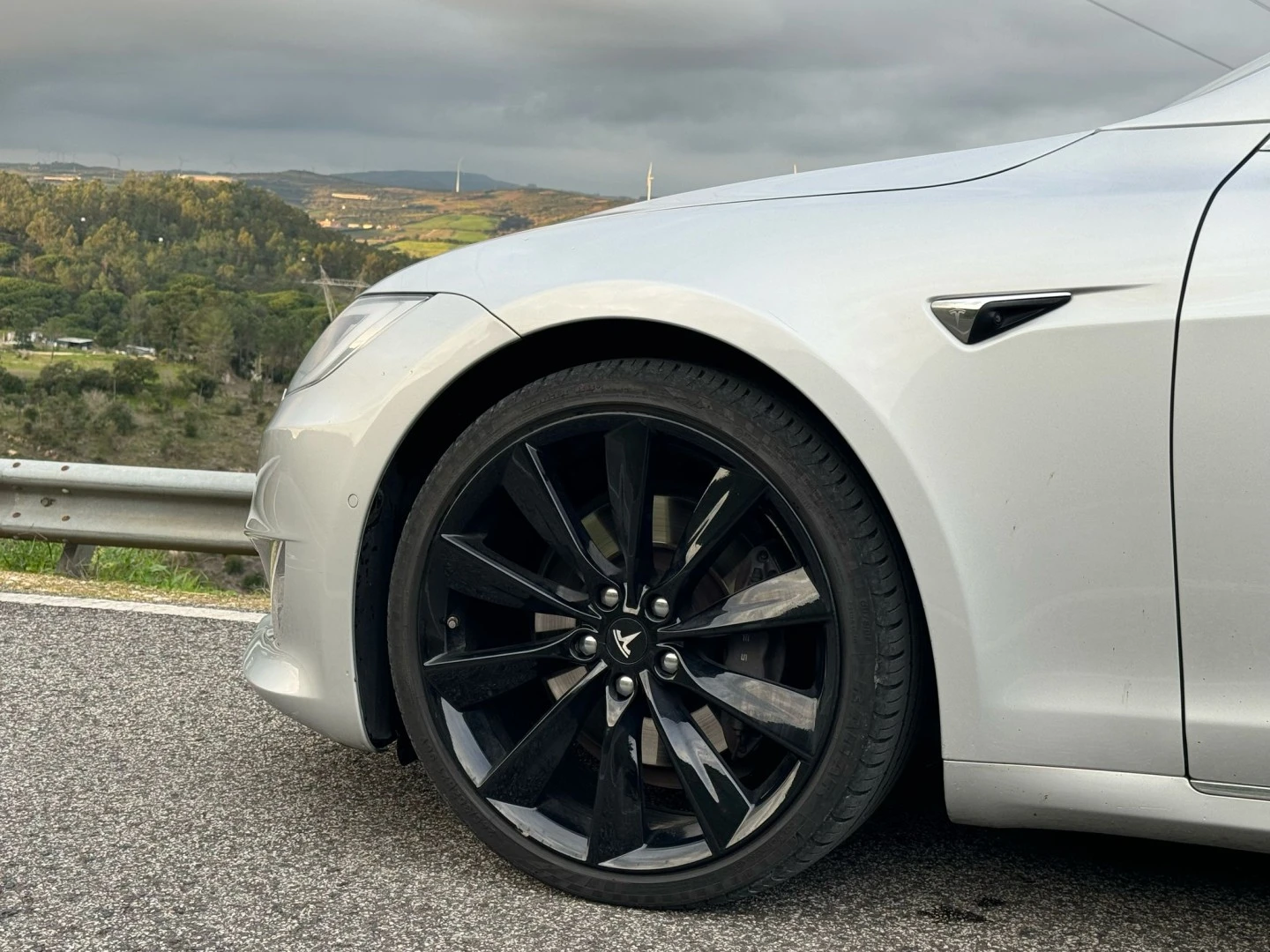 Tesla Model S 75D