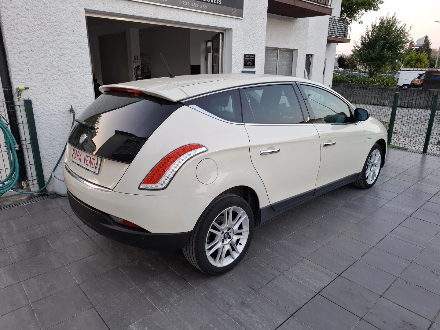 Lancia Delta 1.6 M-Jet Argento