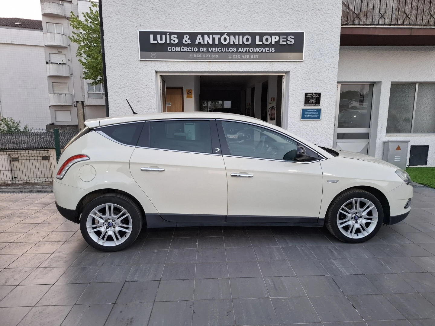 Lancia Delta 1.6 M-Jet Argento