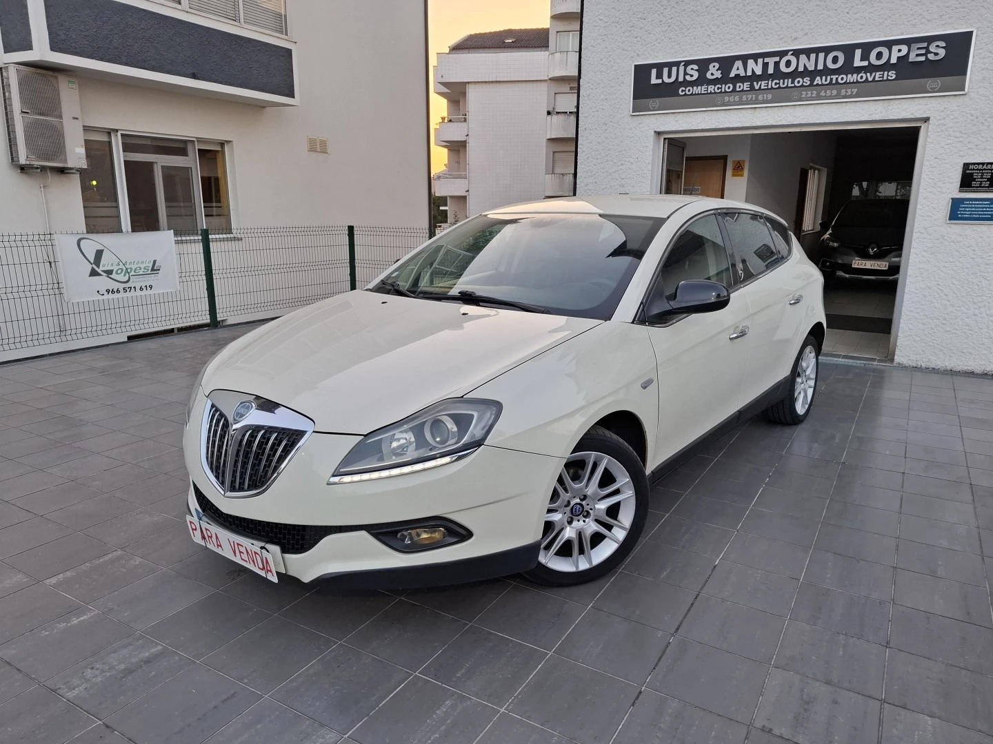 Lancia Delta 1.6 M-Jet Argento