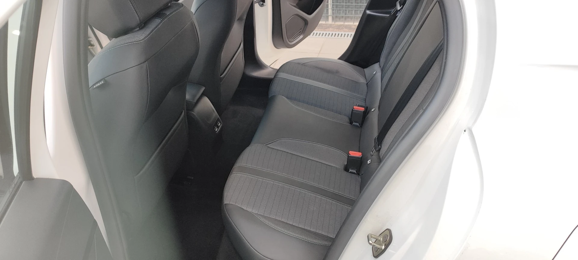 Peugeot 208 1.2 PureTech Allure