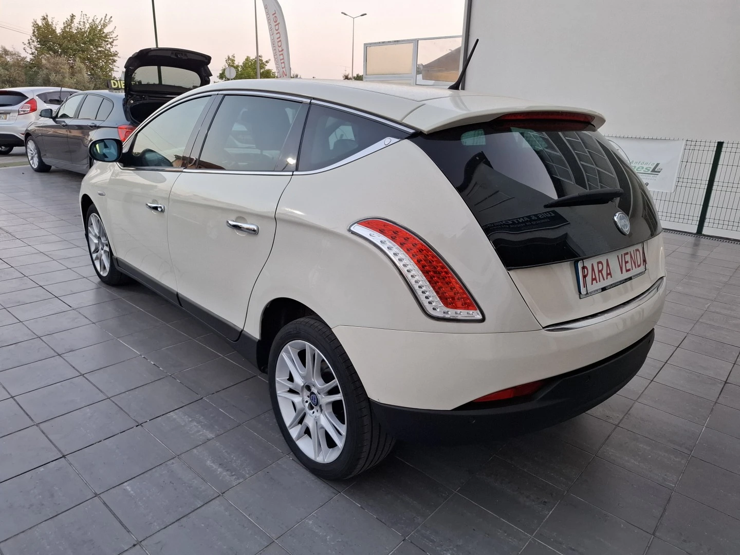 Lancia Delta 1.6 M-Jet Argento