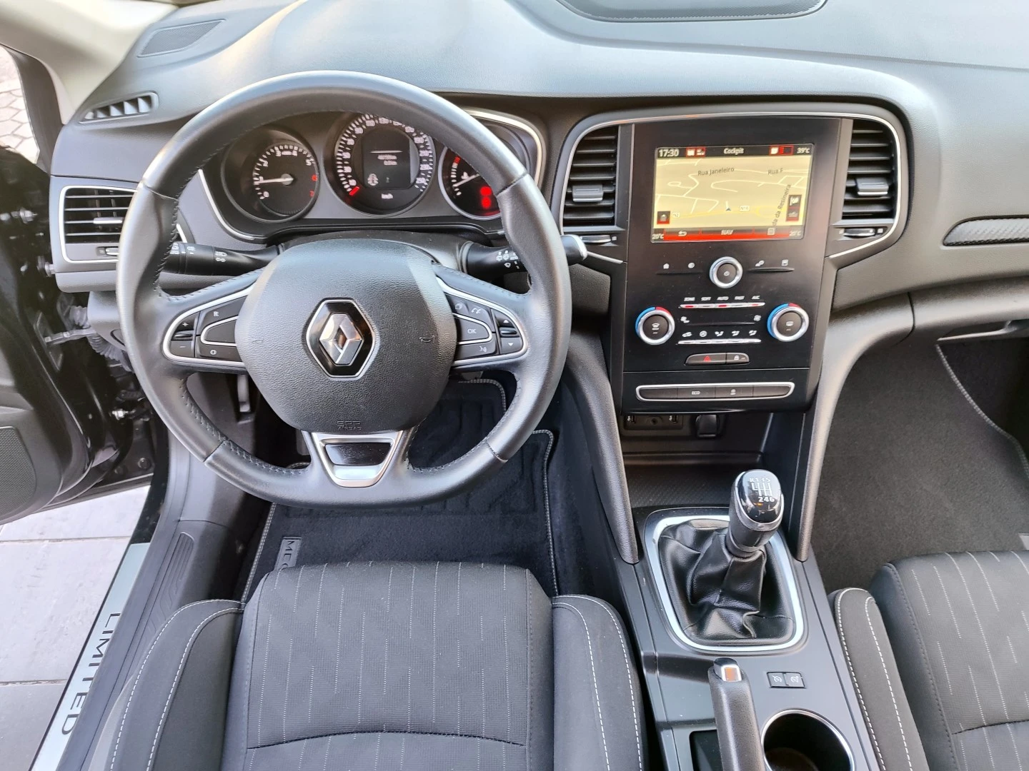 Renault Mégane 1.3 TCe Limited J17