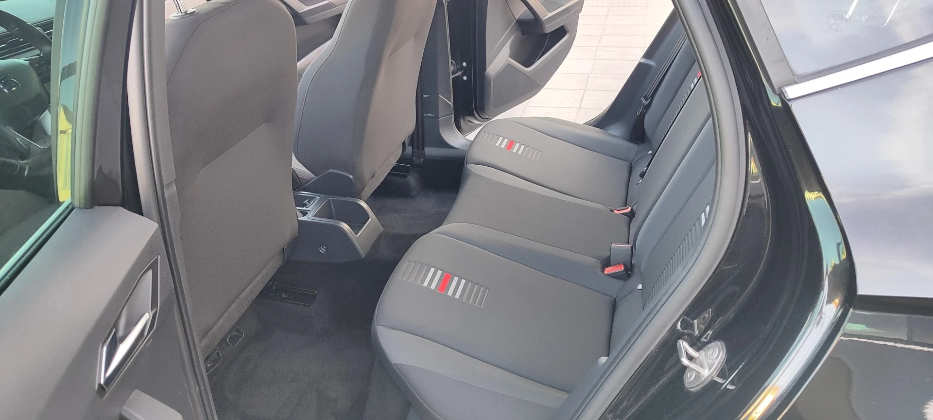 SEAT Arona 1.0 Eco TSI FR