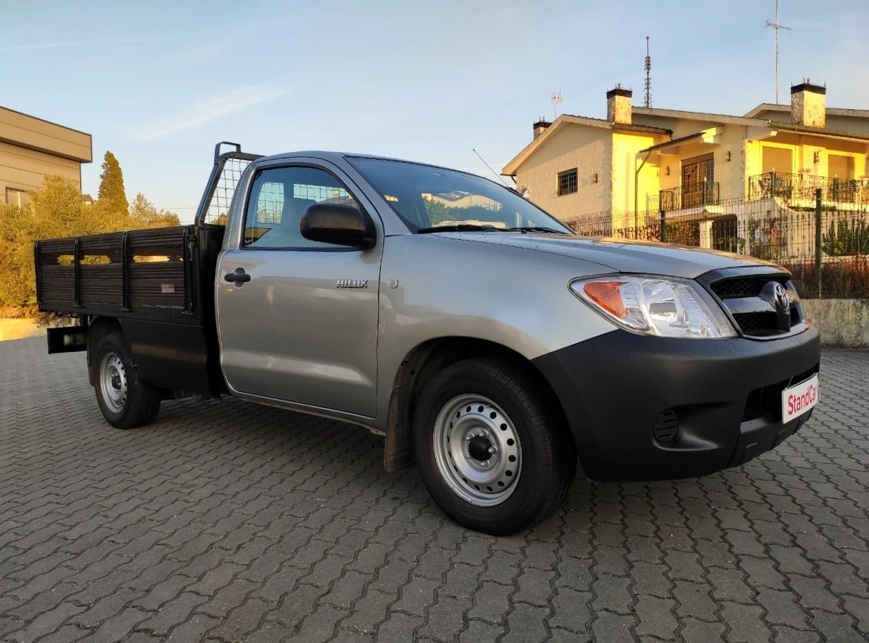 Toyota Hilux 2.5 D-4D 2WD CS CM