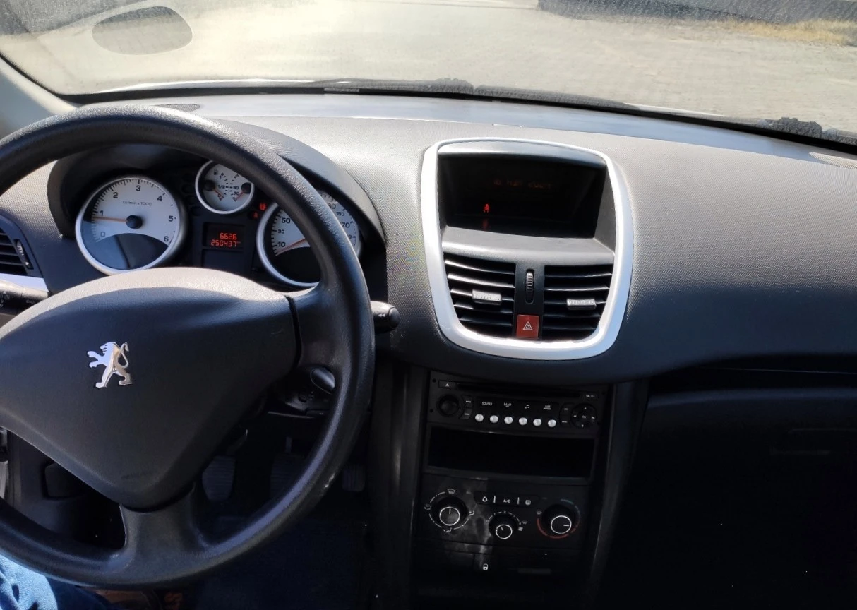 Peugeot 207 1.4 HDi SE Sportium