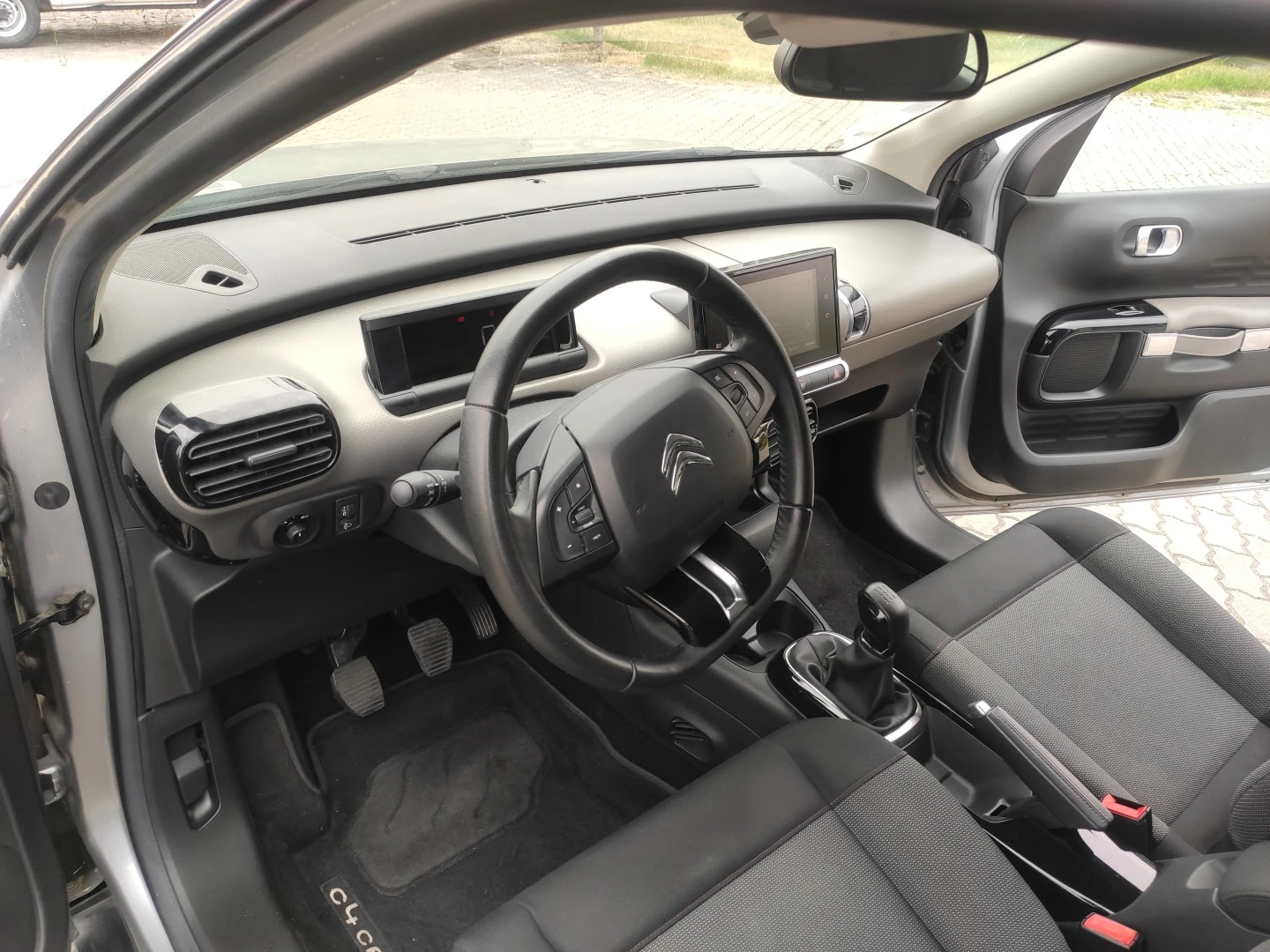 Citroën C4 Cactus 1.6 BlueHDi Feel Business