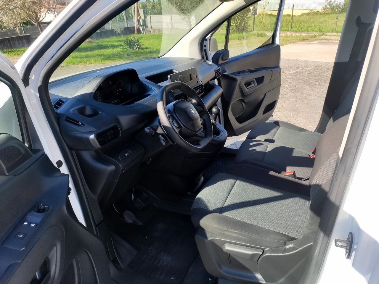 Peugeot Partner 1.5 BlueHDi Asphalt Longa