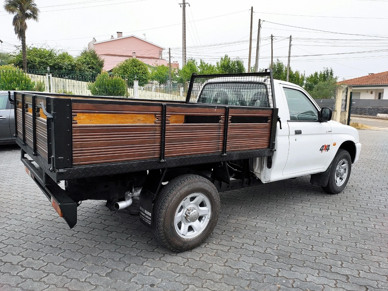 Mitsubishi L 200 2.5TDI 4X4