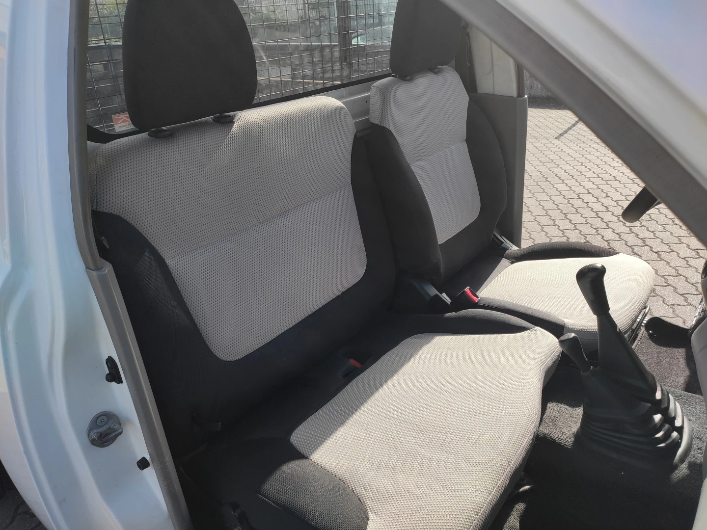 Mitsubishi L 200 2.5 DID 4X4 CAB. SIMPLES