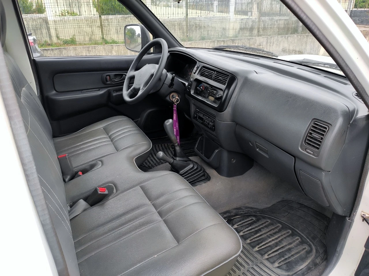 Mitsubishi L 200 2.5TDI 4X4
