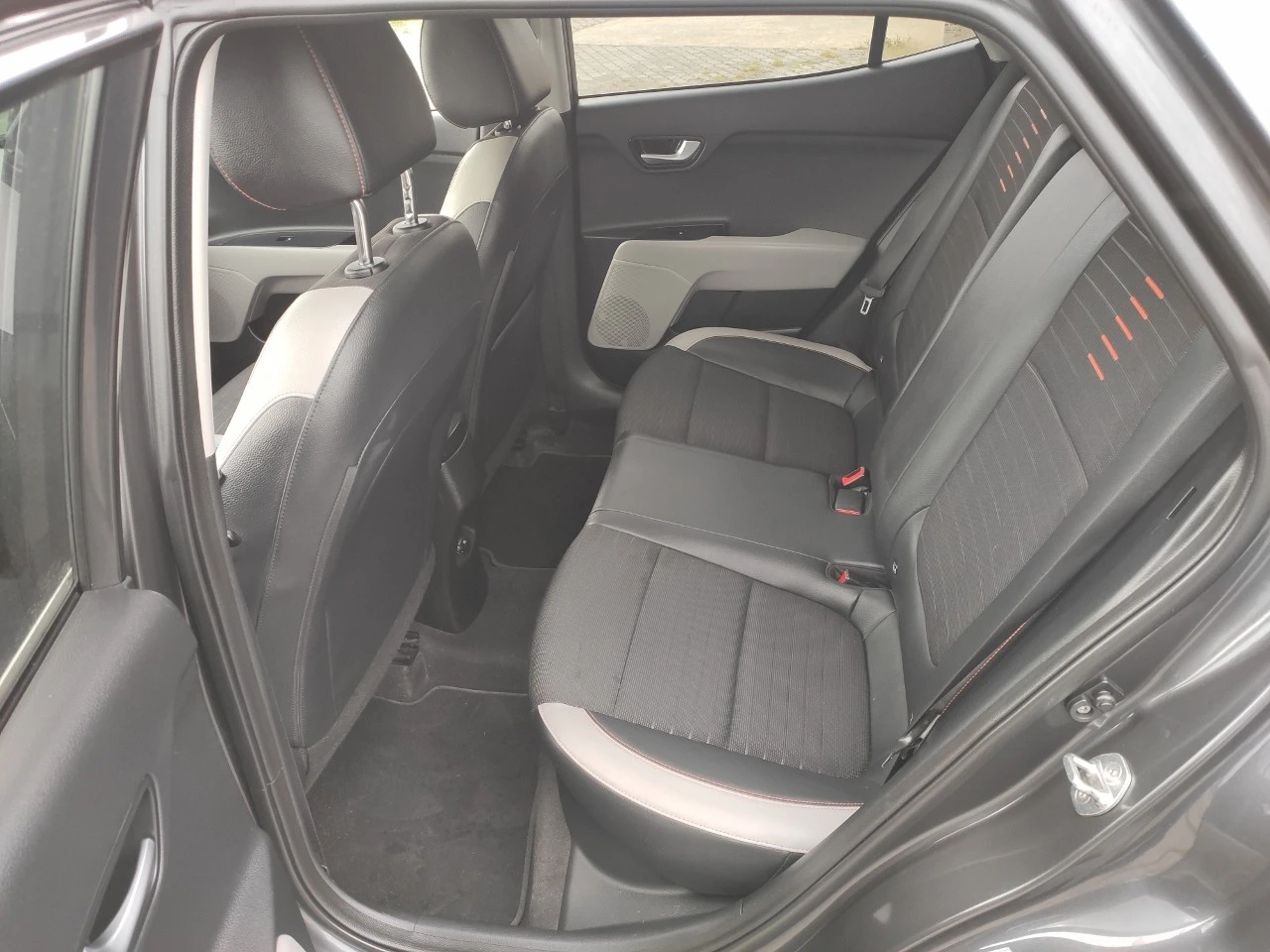 Kia Stonic 1.0 T-GDI Tech