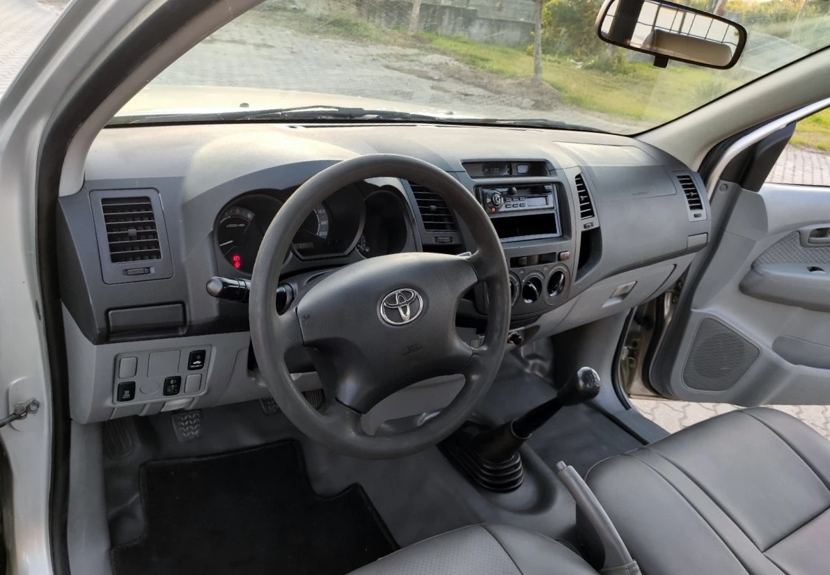 Toyota Hilux 2.5 D-4D 2WD CS CM