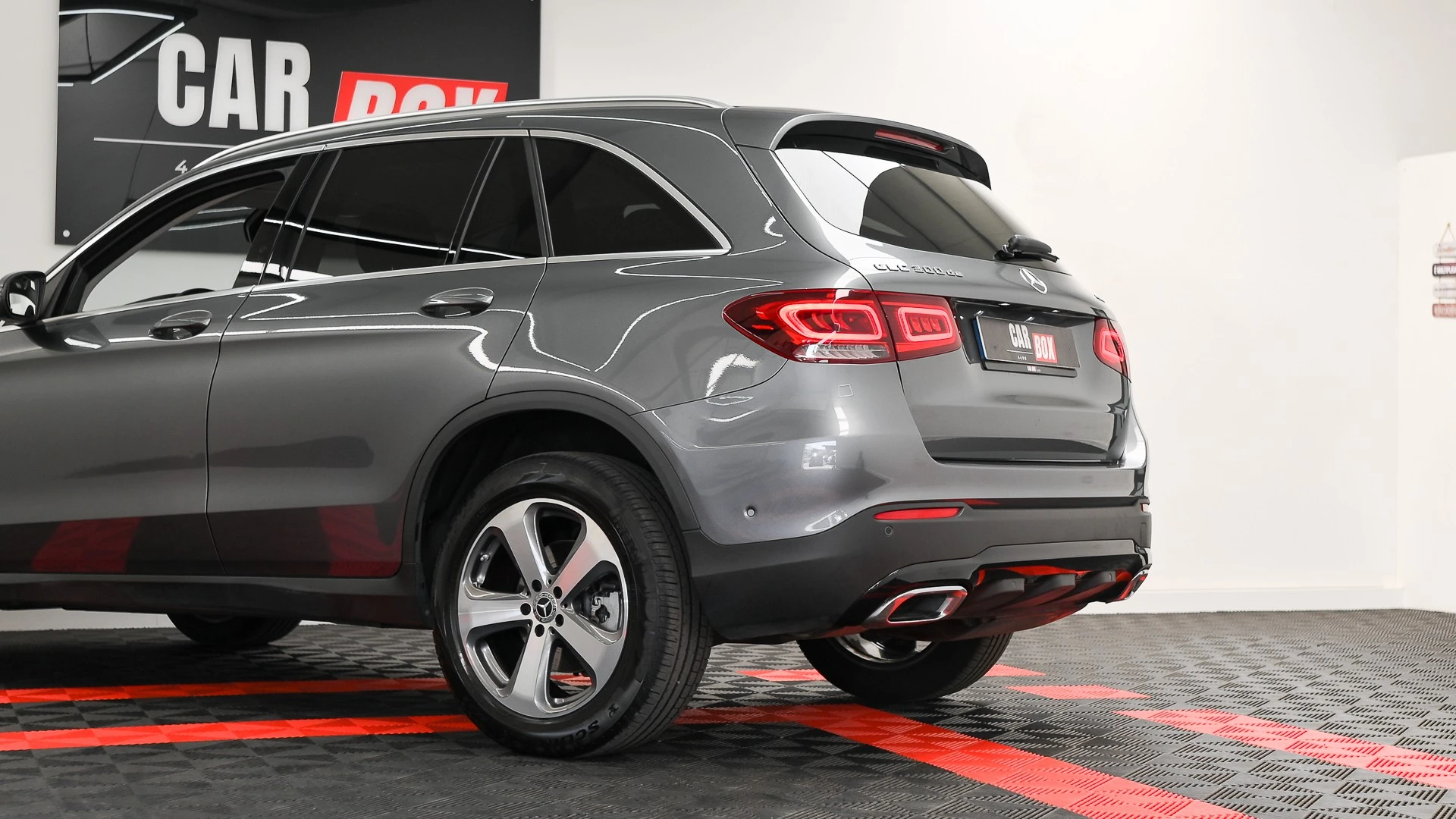 Mercedes-Benz GLC 300 Coupe de 4Matic 9G-TRONIC