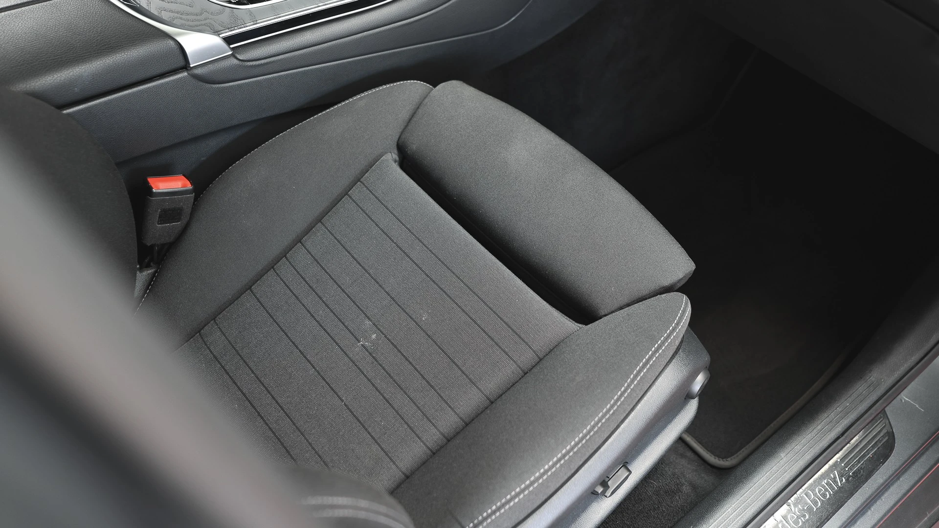Mercedes-Benz GLC 300 Coupe de 4Matic 9G-TRONIC