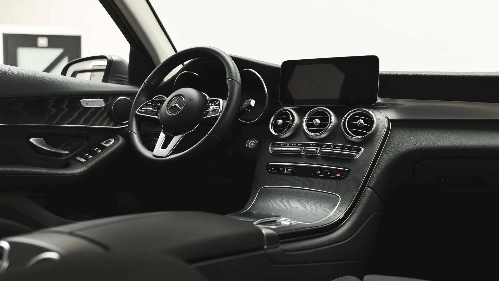 Mercedes-Benz GLC 300 Coupe de 4Matic 9G-TRONIC