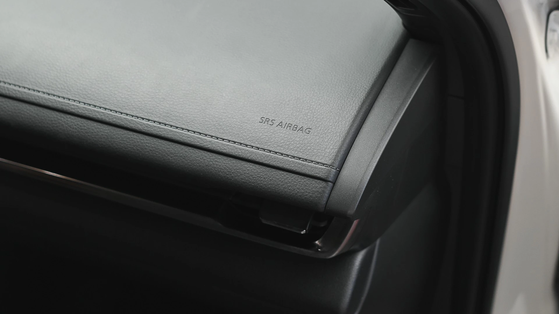 Mazda MX-30 e-SKYACTIV Advantage Industrial Vintage