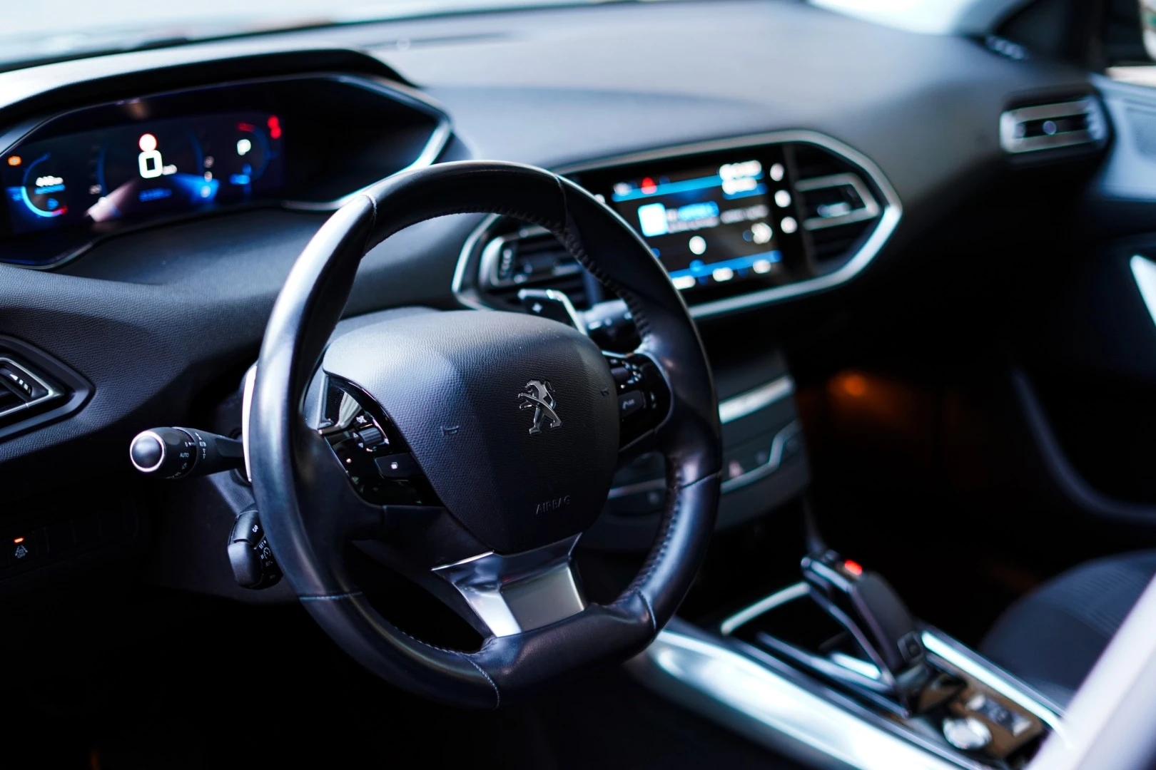 Peugeot 308 SW 1.5 BlueHDi Allure EAT8