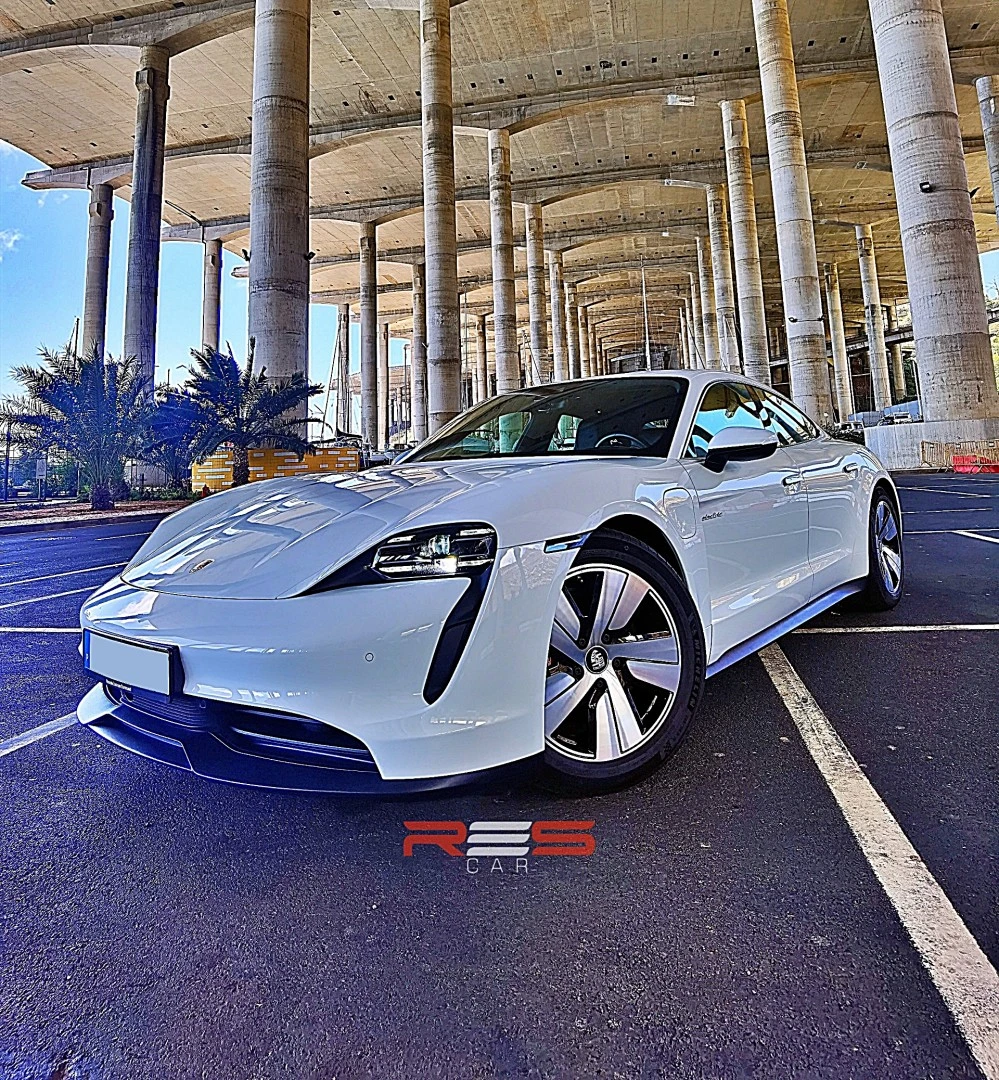 Porsche Taycan 4s