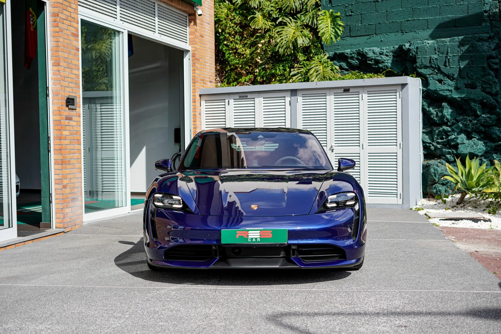 Porsche Taycan Turbo