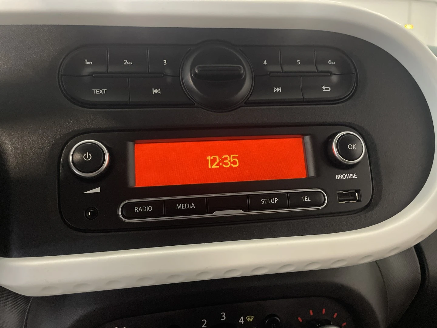 Renault Twingo SCe 65 lIMITED