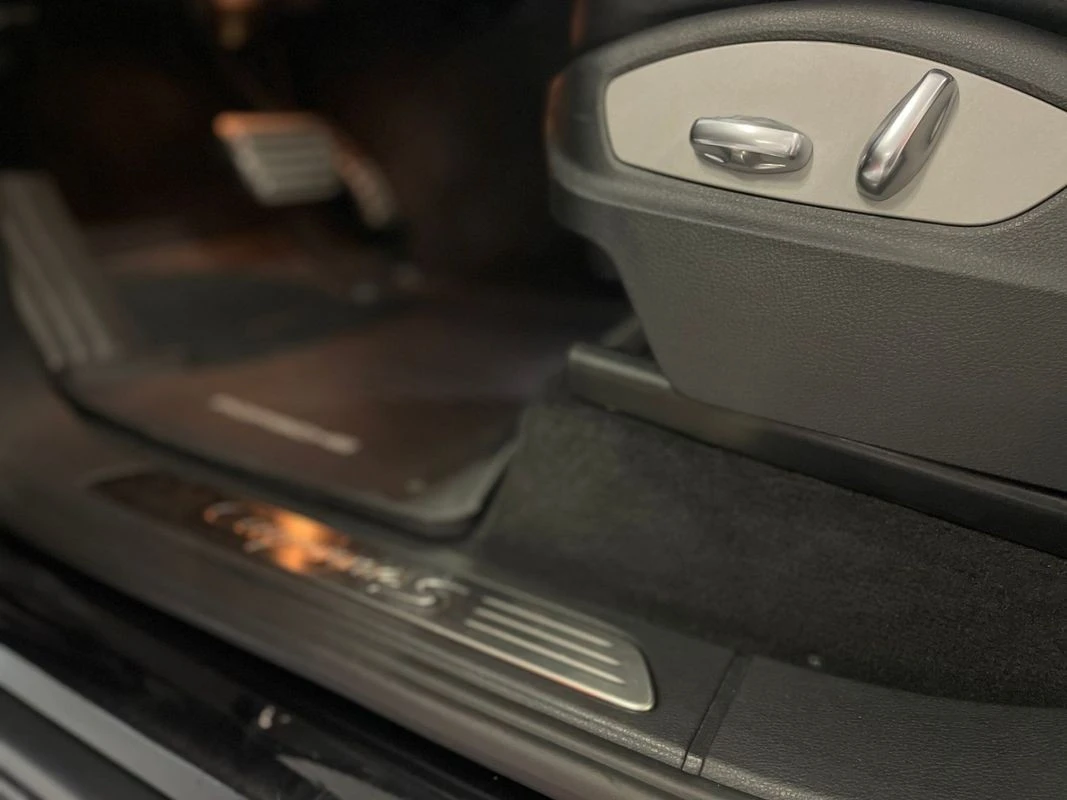 Porsche Cayenne S Hybrid