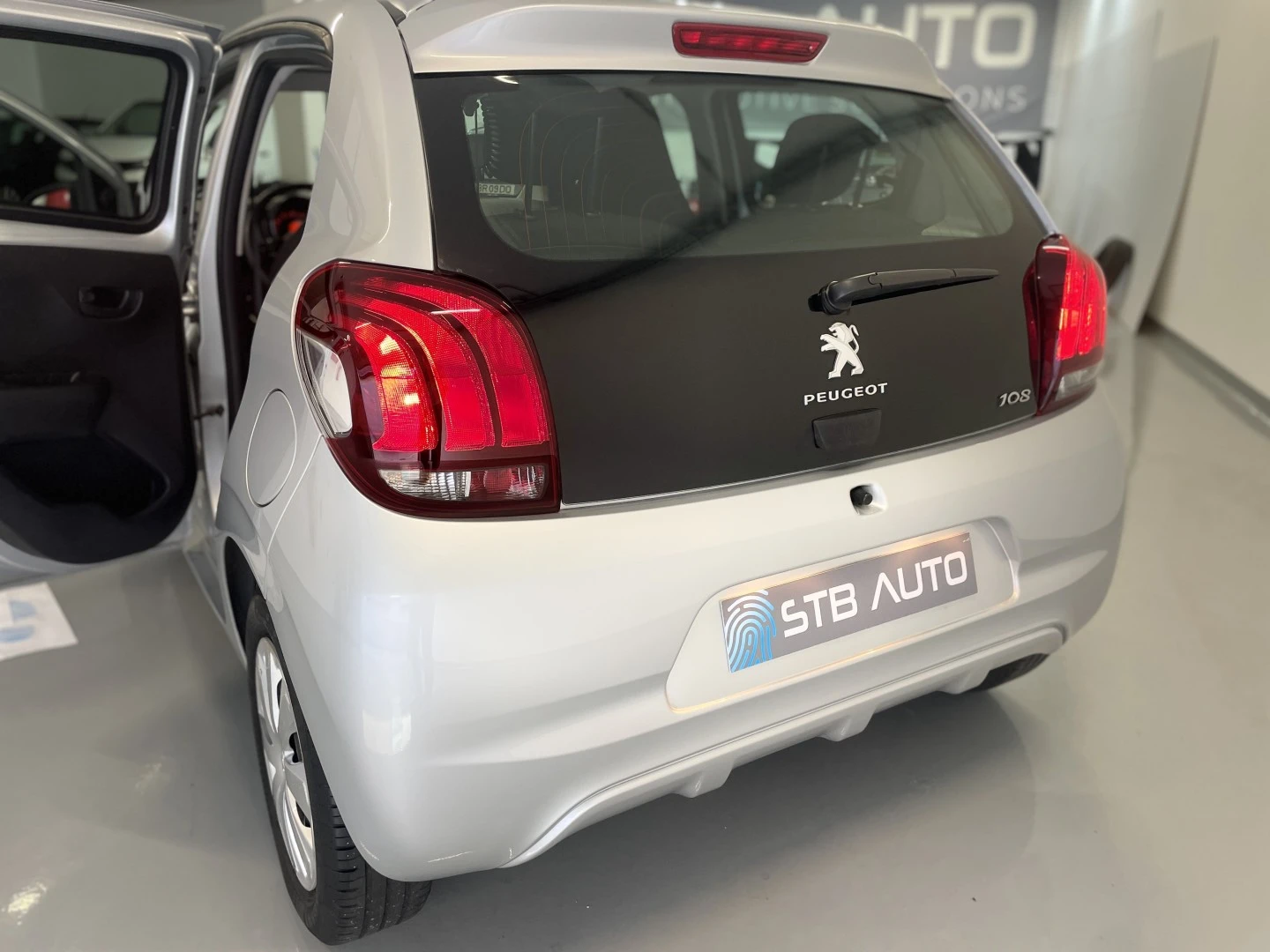 Peugeot 108 1.0 VTi Active