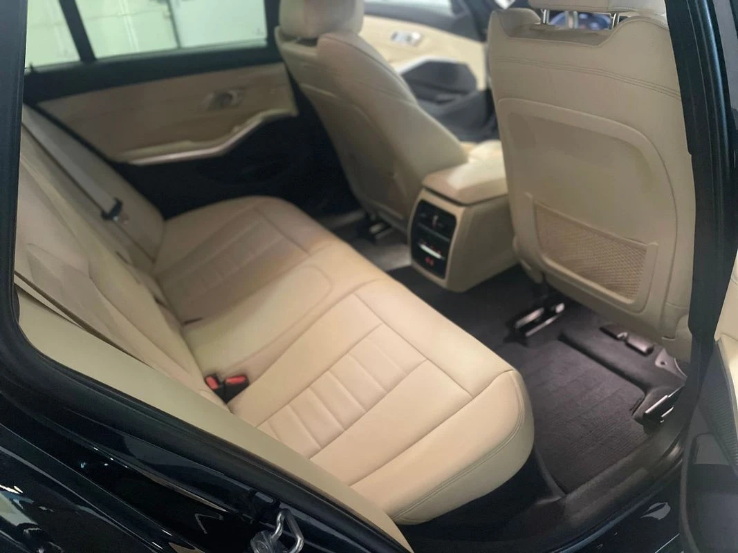 BMW 330 e Touring Pack M Auto