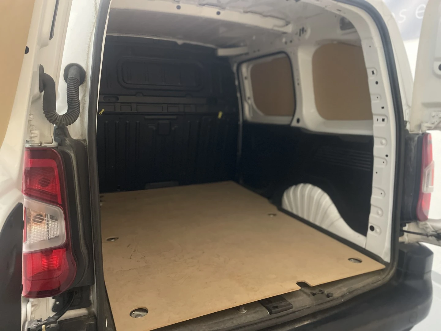 Peugeot Partner Pro Standard 4d