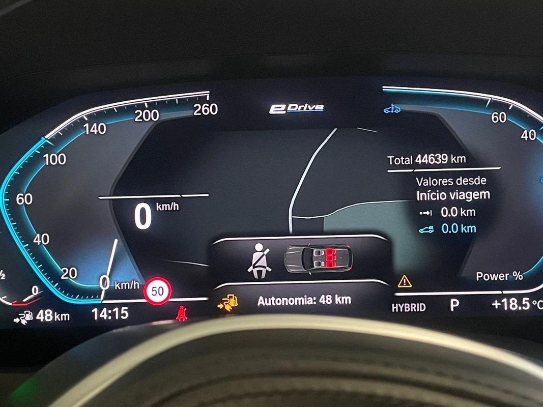 BMW 330 e Touring Pack M Auto