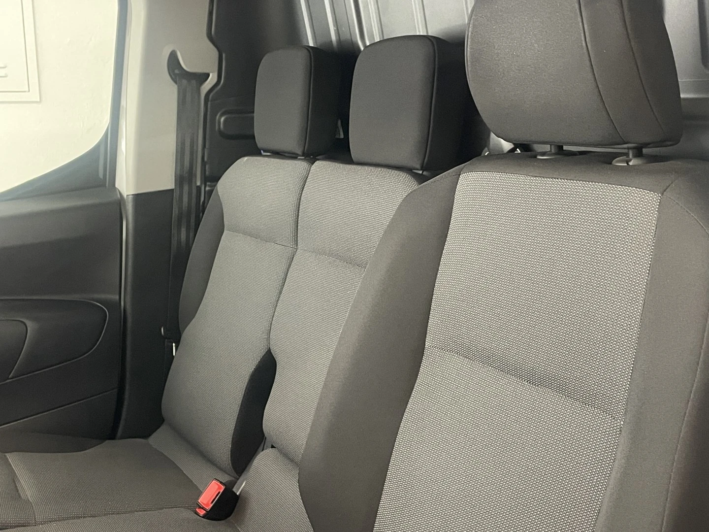 Peugeot Partner Pro Standard 4d