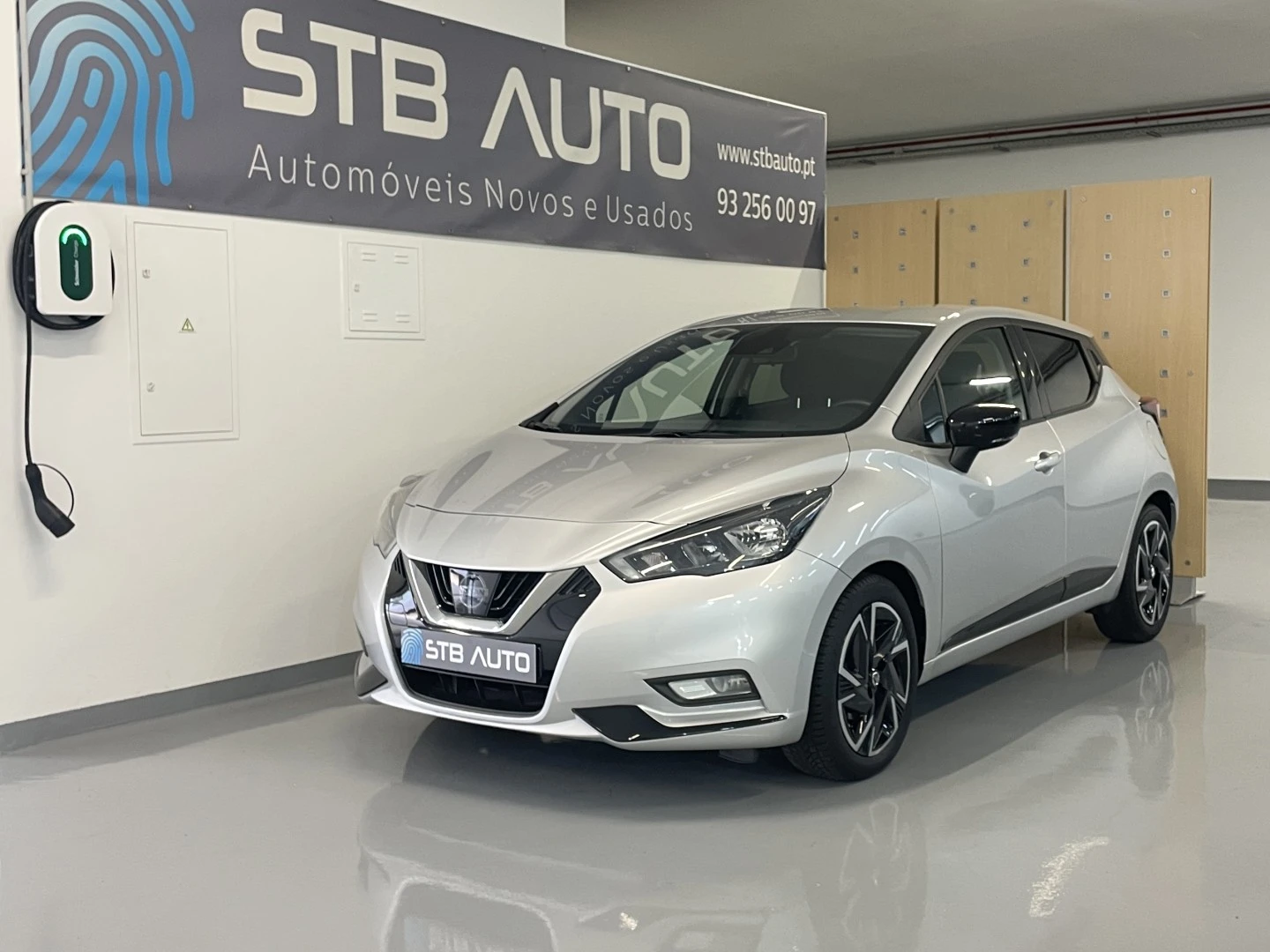 Nissan Micra 1.0 IG-T N-Design Black P.Navi