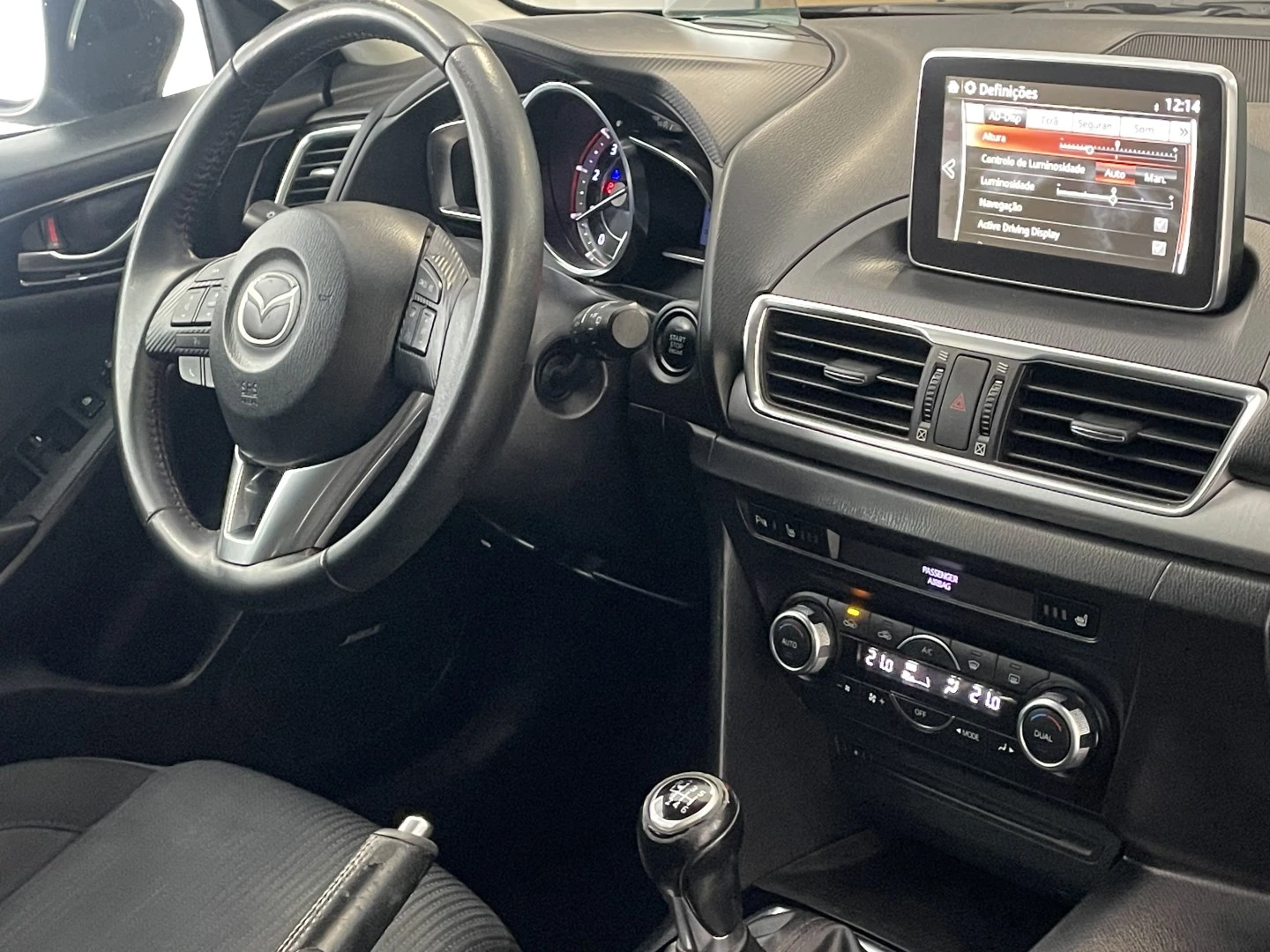 Mazda 3 1.5 Sky-D Excellence Navi