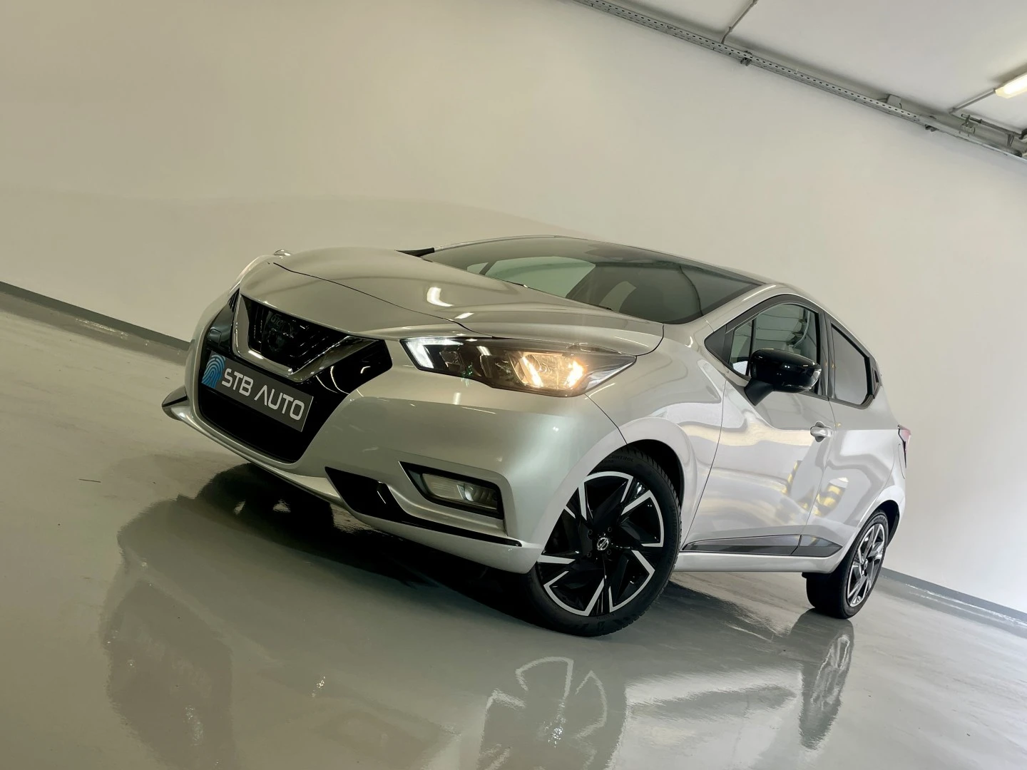 Nissan Micra 1.0 IG-T N-Design Black P.Navi
