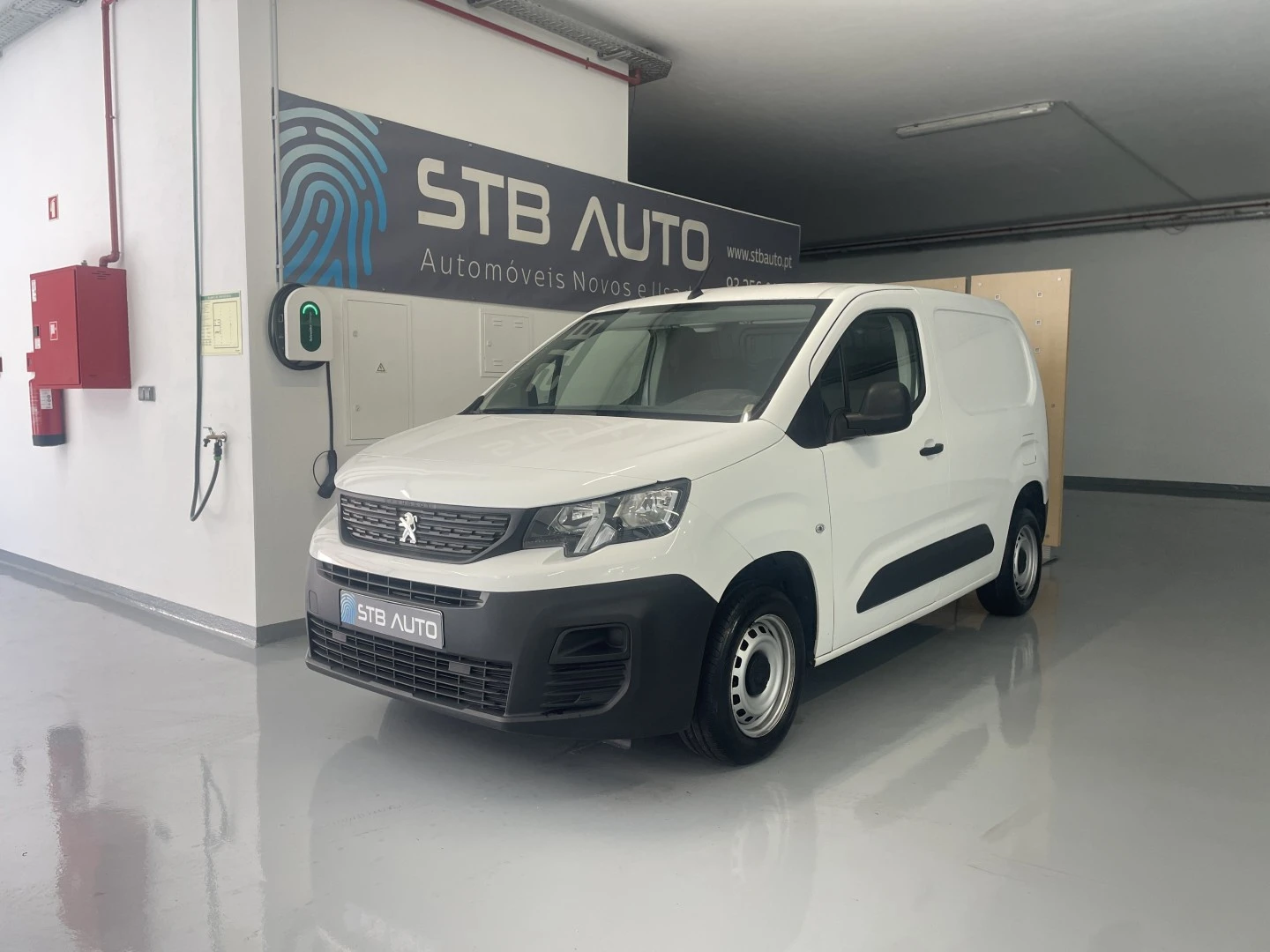 Peugeot Partner Pro Standard 4d