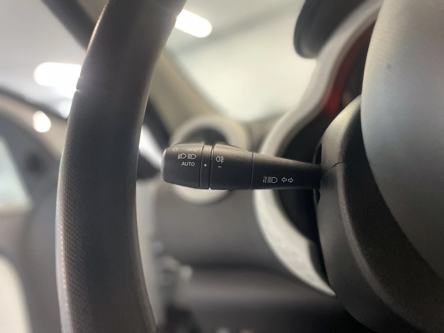 Renault Twingo SCe 65 lIMITED