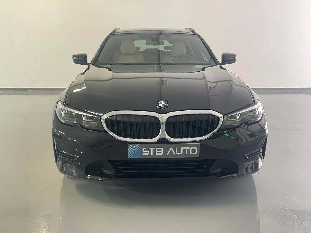 BMW 330 e Touring Pack M Auto
