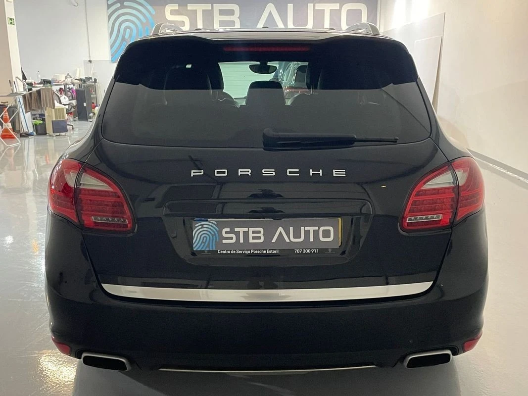 Porsche Cayenne S Hybrid