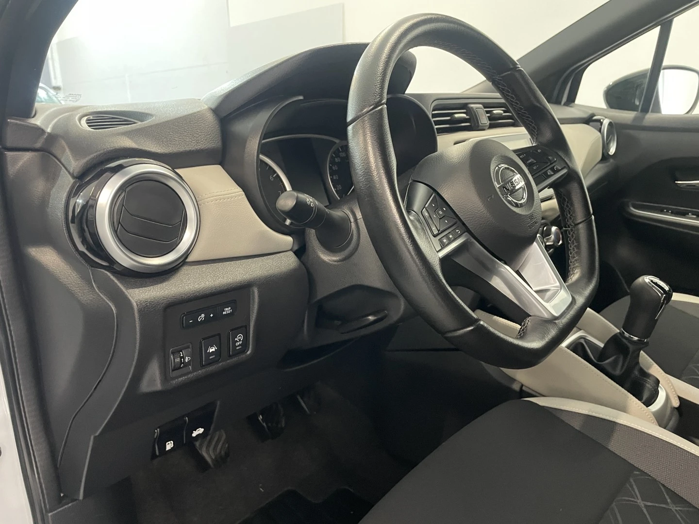 Nissan Micra 1.0 IG-T N-Design Black P.Navi