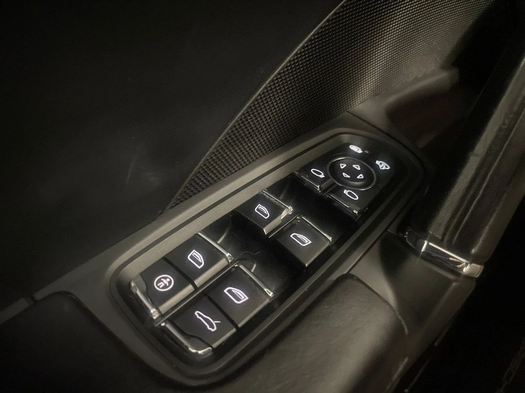 Porsche Cayenne S Hybrid