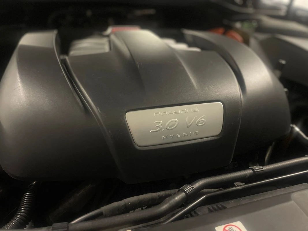 Porsche Cayenne S Hybrid