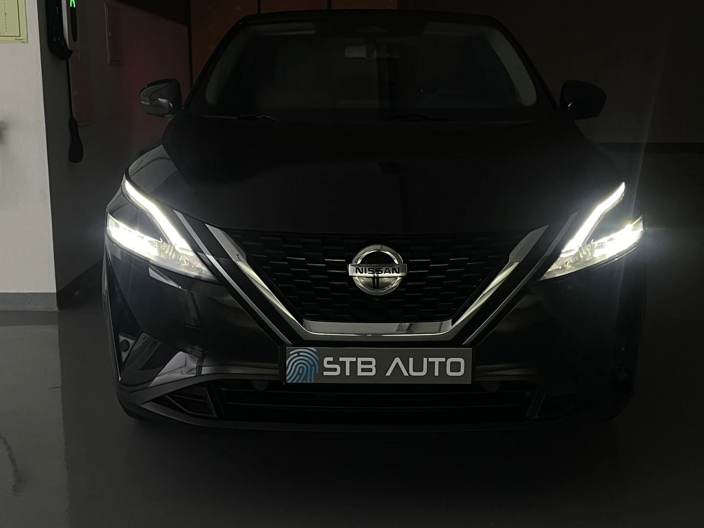 Nissan Qashqai 1.3 DIG-T N-Connecta LED Xtronic
